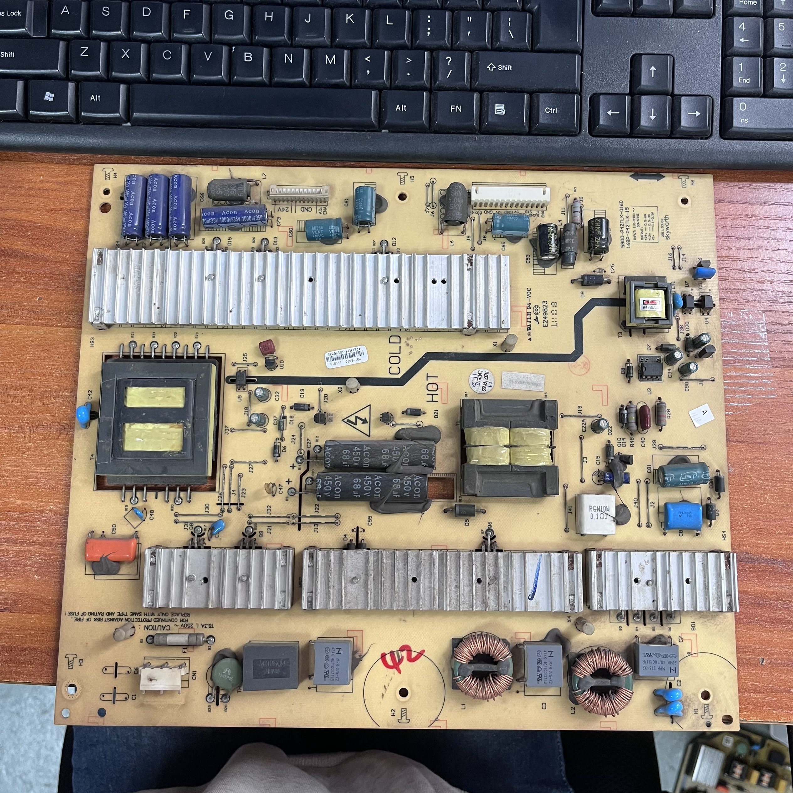 创维42E82RD42E61HR电源板