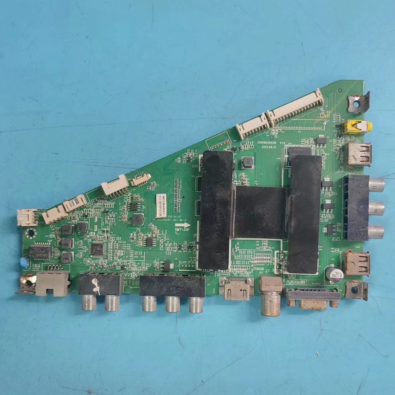 原装海尔LE48F3000W主板实物图