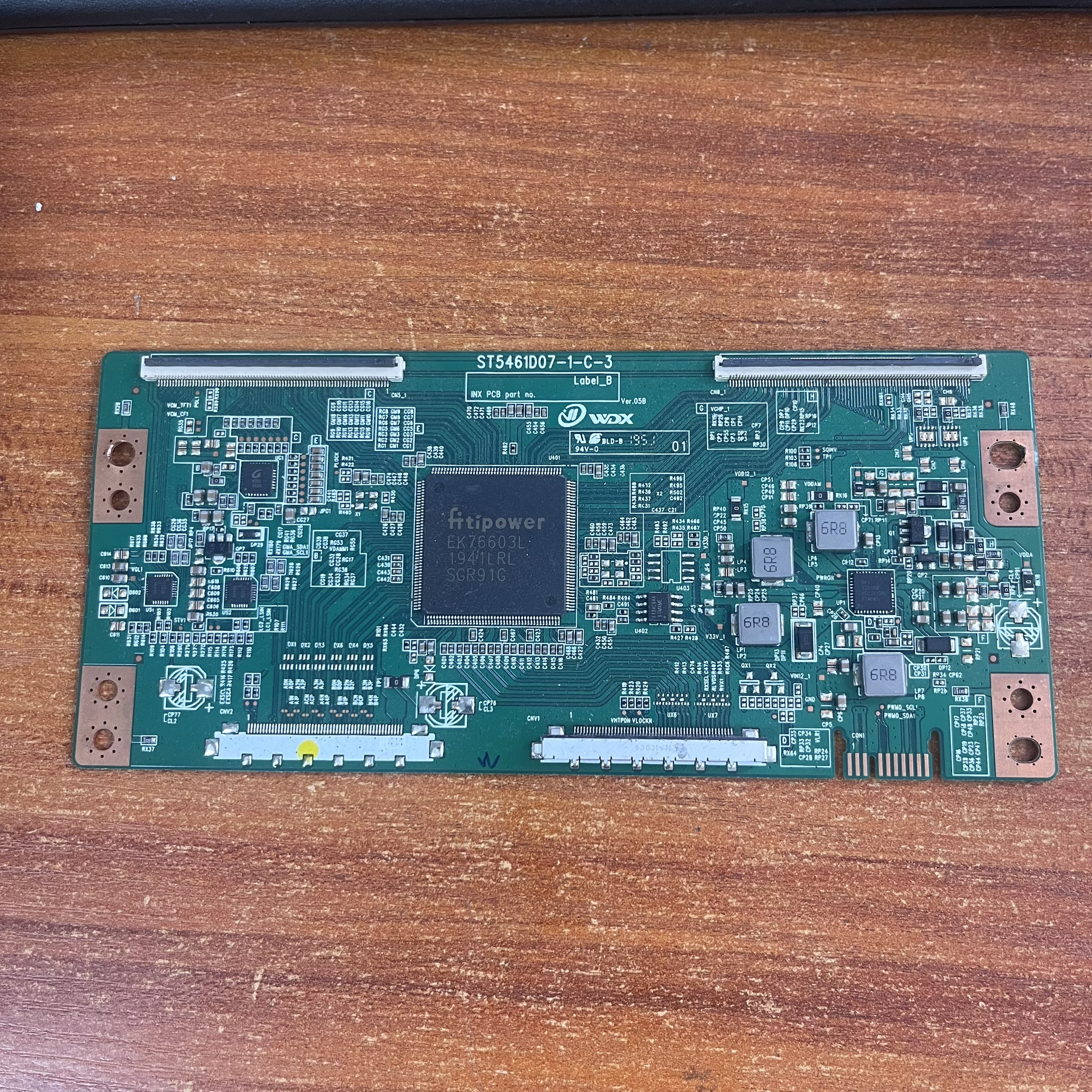 拆机原装长虹55F8液晶逻辑板