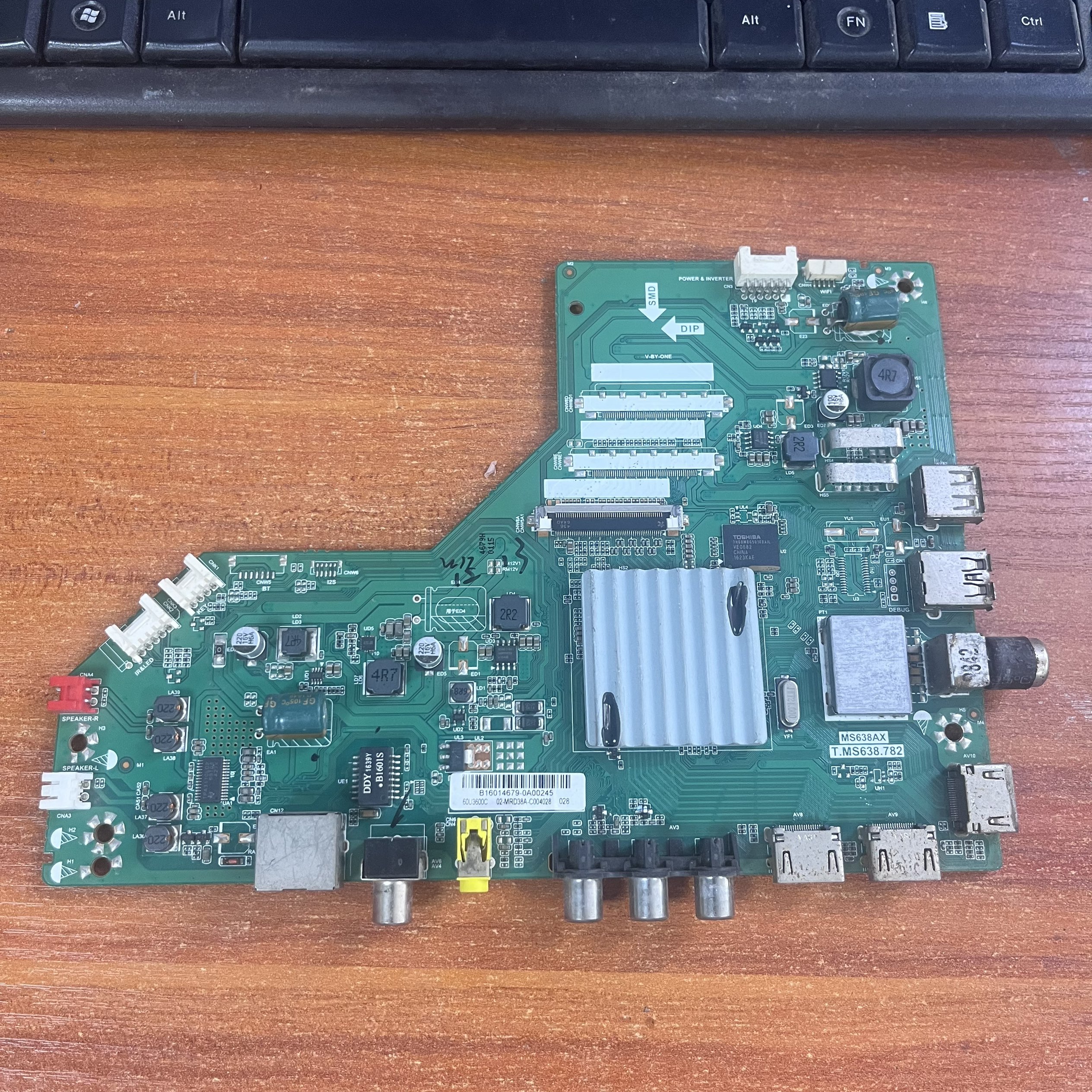 原装东芝60U3600C电视主板