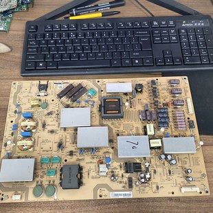 267A2现货 夏普LCD APDP 70UD30A电源板RUNTKB341WJN1 华 70UF30A