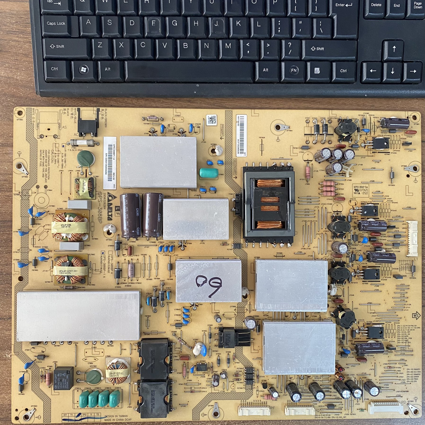 夏普60UD10A电视电源板RUNTK