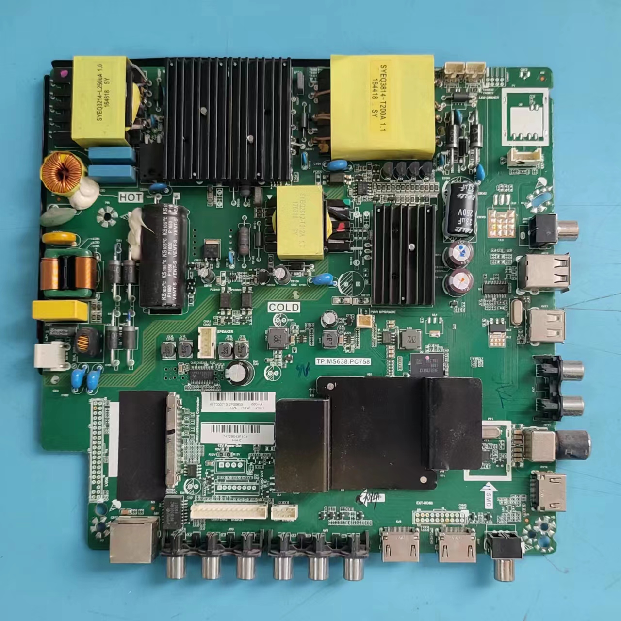 原装先锋LED-55U560P主板实物图