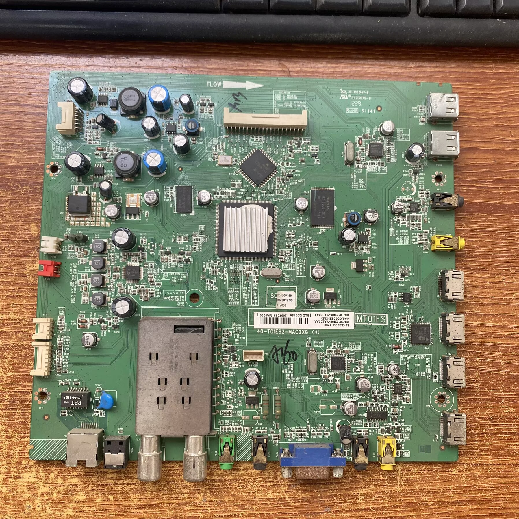 东芝50KL300K电视主板40-T01ES2-