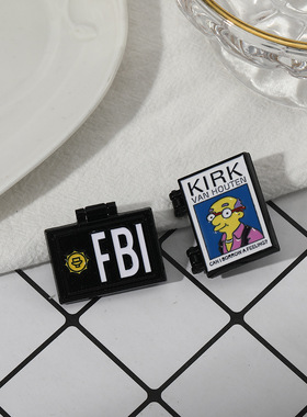 新品背包滴油可折叠服饰Milhouse辛普森胸针徽章亚马逊喜剧一家
