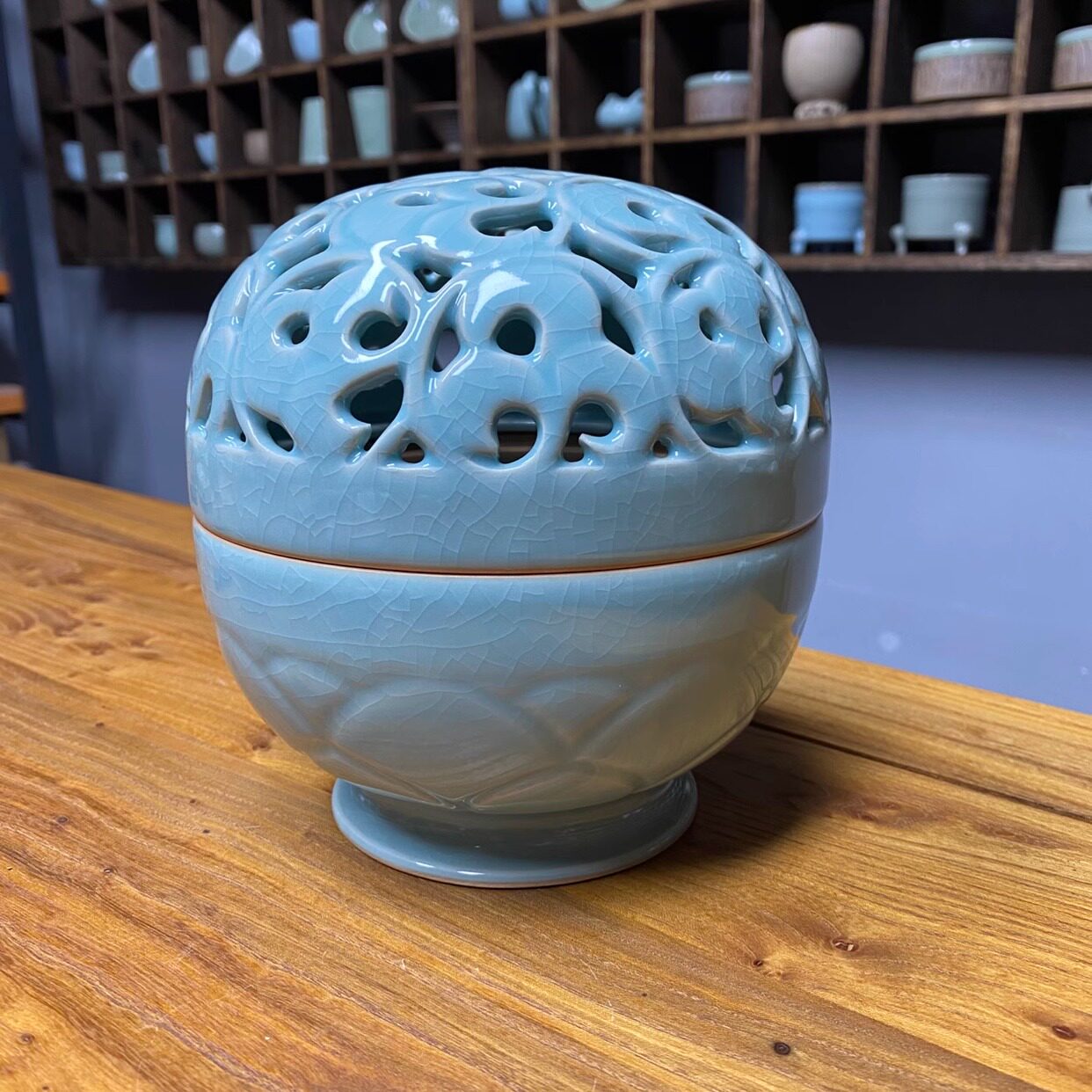 原产地仿古汝瓷窑缠枝莲纹大号熏香炉子打香篆炉具盘香炉器伴手礼