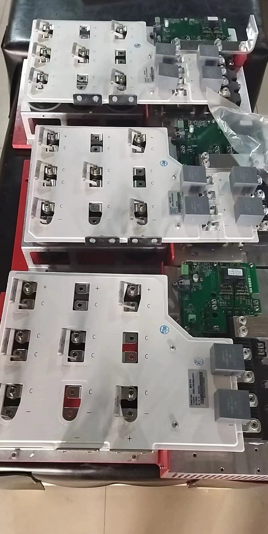 REE1.5-NHA001-PB2-E  REE1.5-NHA001-PB3-B  机侧功率模块 议价