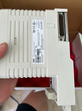 ABB SM811K01 3BSE018173R1 卡件