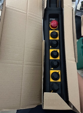 德玛格原装手柄 手操器 德国原装进口。型号：DST7SP222BE 议价