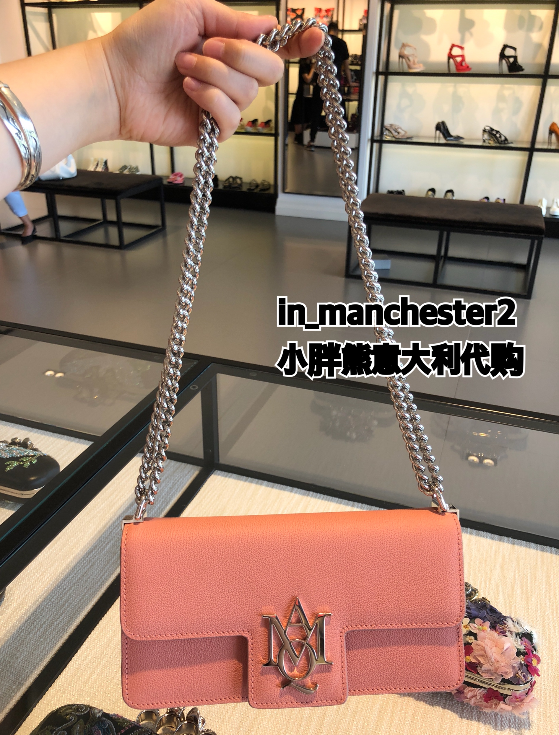 牛皮单肩斜跨女包