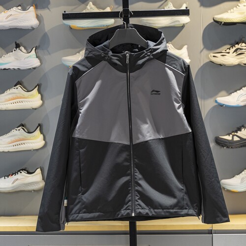 李宁运动风衣防风保暖