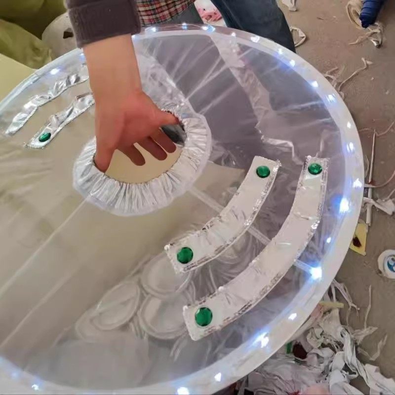 小荷新款带灯新款机器人演出服太空服表演服与未来牵手航空航天服