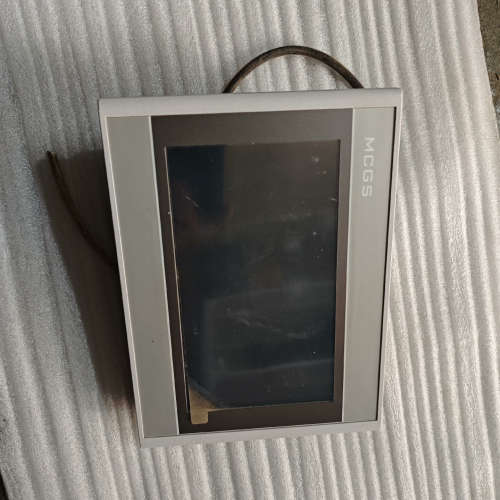 昆仑通态触摸屏。昆仑通态触摸屏，型号TPC7012E[议]