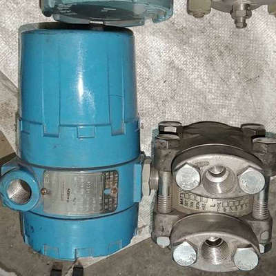 2台1151电容式变送器DP3E22M1B3D1  GP3E[议]