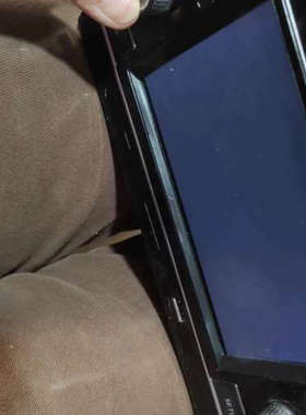 德赛西威280D主机，型号5GG 035 280 D，拆[议]