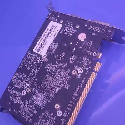 AMD HD7670 4GB DDR5   有两片  无拆无【议】