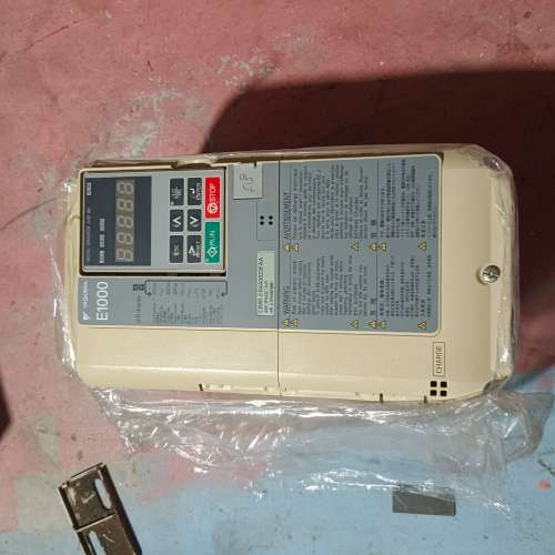 安川e1000变频器cimr-eb4a0023faa  11【议】