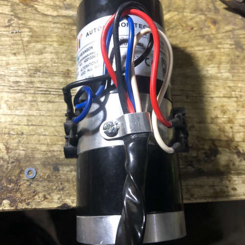 MB057DT183-002，海克斯康电机，，通电运行[议]