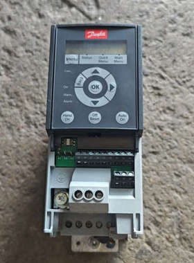 丹佛斯变频器 131L9863 1.5KW/380V[议]