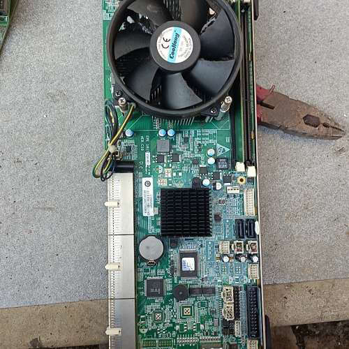 研祥EPE-1815V2NA-H61   VER:C10[议]