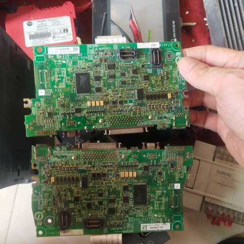 SGDV-IFA01B 安川伺服驱动器主板两200[议]