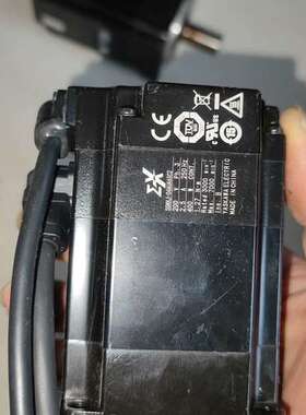 安川SGMXJ-04AUA6SC2伺服马达，另外还有配驱【议】