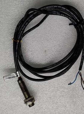 AB接近开关872C-D3BP12-E2，黑色护线，带不锈[议]