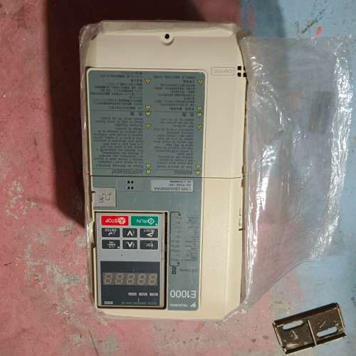 安川e1000变频器cimr-eb4a0004faa  1.【议】