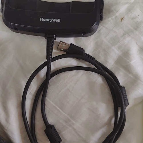 霍尼韦尔 EDA70-UC充电底座所示，现转给[议]