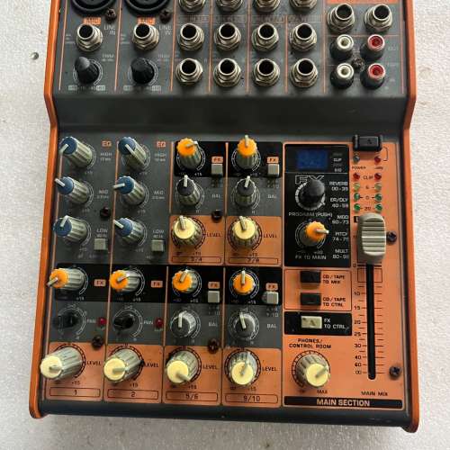 ISK调音台型号IM-102FX带效果器，片拍照，裸机【议】