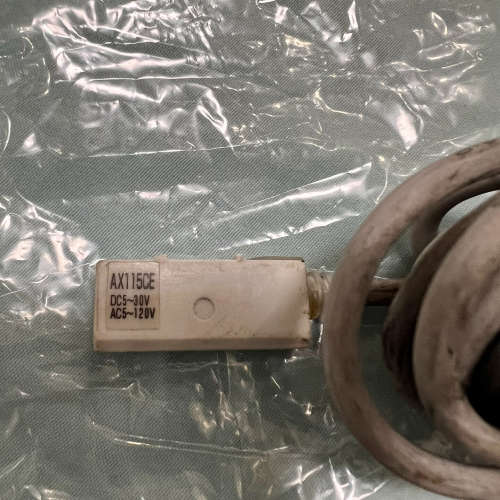 TAIYO磁性开关AX115CE，东西没用过，包装拆了，比较[议]