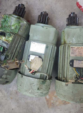 SUBAKI电机在注塑机拆下[议]