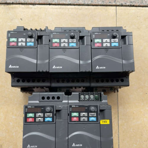 台达变频器 VFD022E43A，380V，2.2KW，5[议]