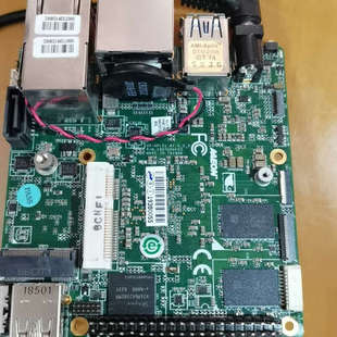 Squared 议 UP2 x86开发板E board 研扬UP