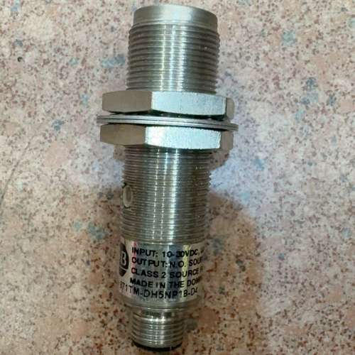 ABB接近开关，型号871TM-DH5NP18-D4，输入1【议】