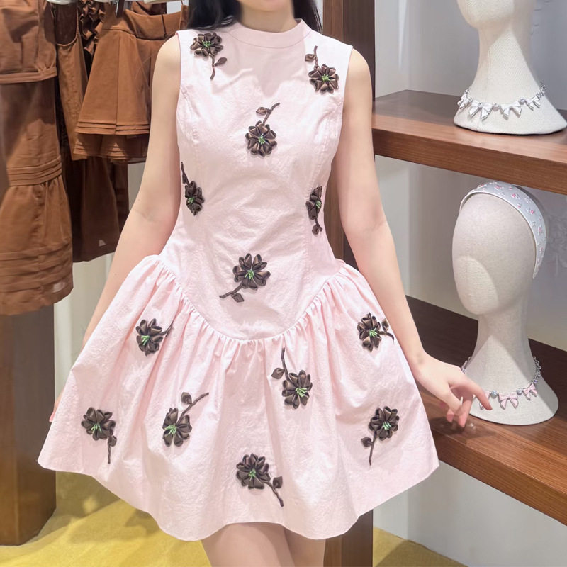 花一【上海高版本】限优雅气质背心裙子丝带绣花朵连衣裙shushuto