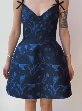 花一【上海高版本】25ss收腰A字裙蝴蝶结胸衣吊带连衣裙女shushut