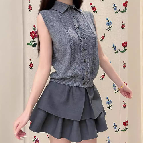 翻领无袖针织开衫女羊毛