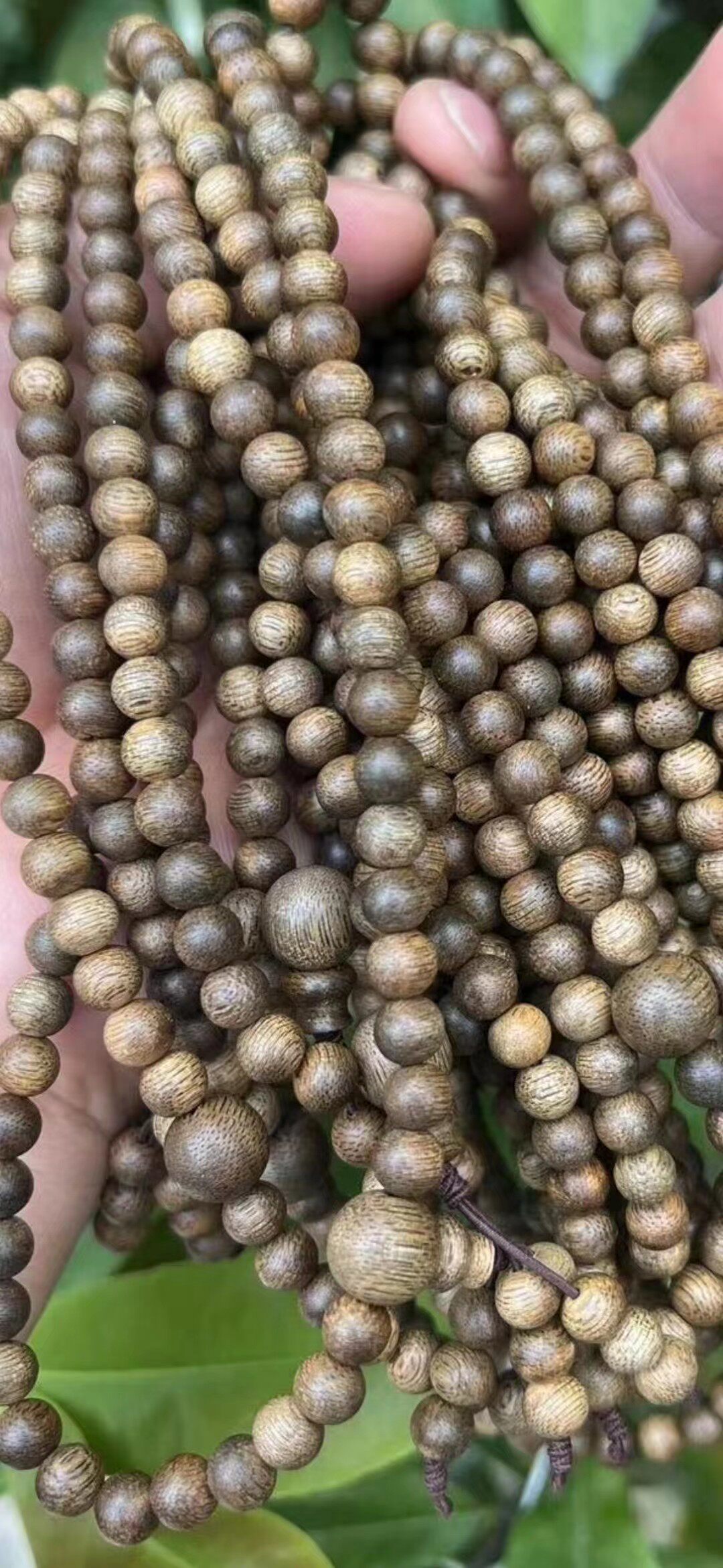 沉香木手串手链十月一昆岛山脉沉香好珠子批发