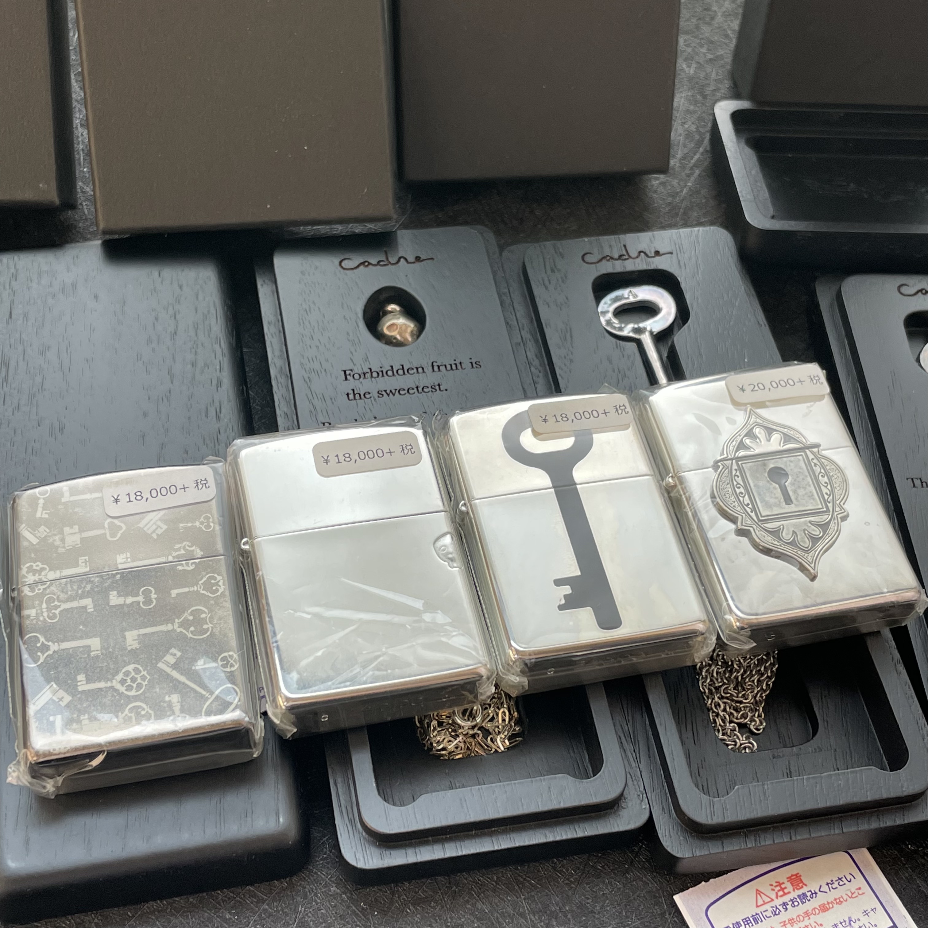 Zippo原装正品 2004年 日版 cadre凯达尔