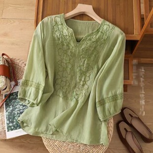 今年流行的女装上衣夏季大码绣花套头短袖T恤女新款纯棉半袖衬衫