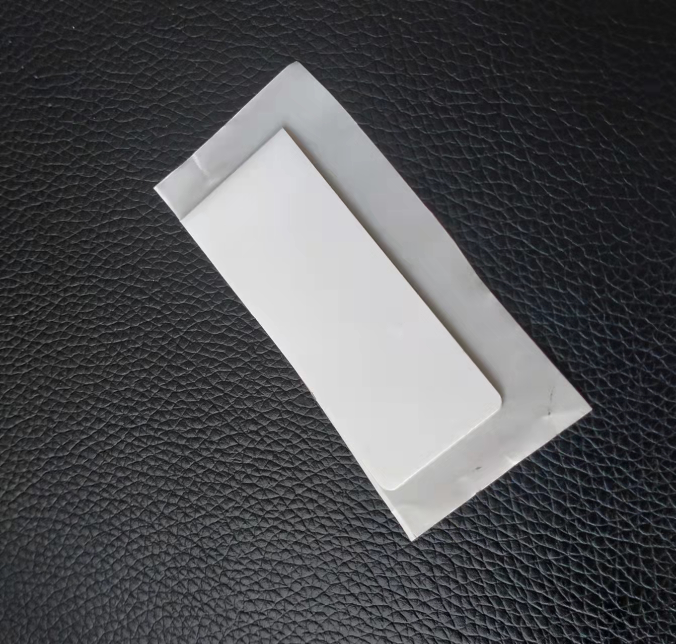 JTRFIDUHF柔性抗金属标签