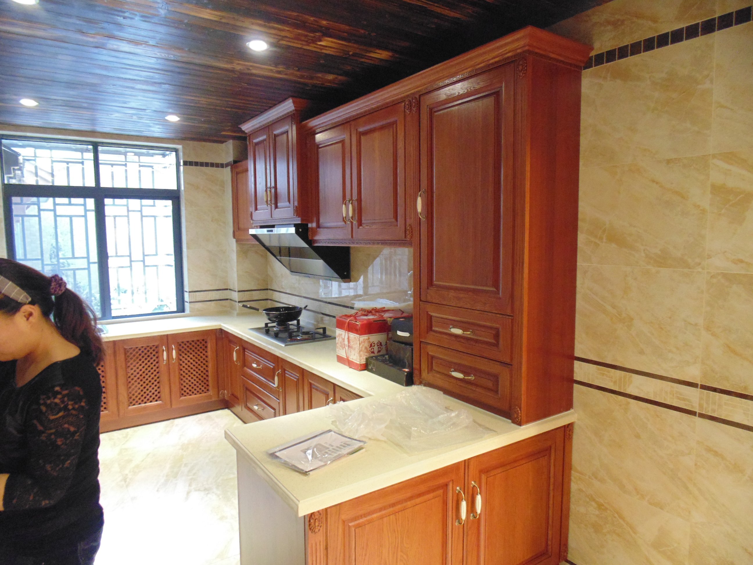 荆州橱柜高端定制荆州南门别墅橱柜多层实木柜体美国进口橡木门板