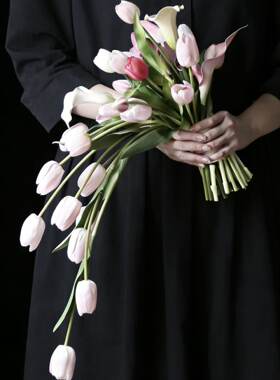 Towoo韩式清新白色弯月形手捧花仿真花影楼旅拍新娘结婚婚纱花束