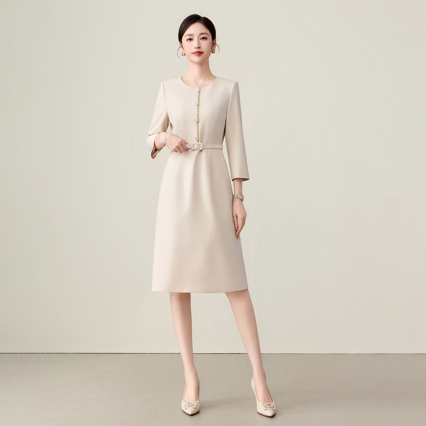 钟老板2026春秋新款西装连衣裙女收腰显瘦七分袖干练气质通勤裙子