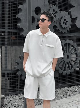 搭配薄款纯色夏季两件套休闲短袖