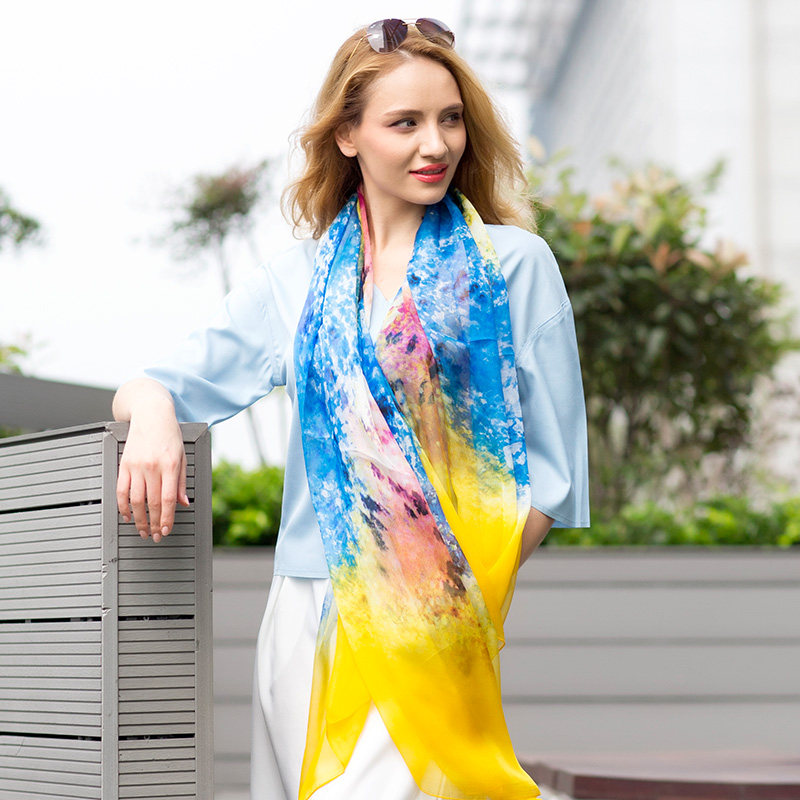 恒源祥女士真丝丝巾桑蚕丝围巾春夏天韩版时尚披肩加长款丝巾