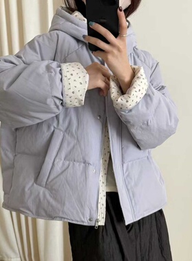 初吾家2025冬季新款韩系清新碎花拼接连帽保暖白鸭绒羽绒服外套女
