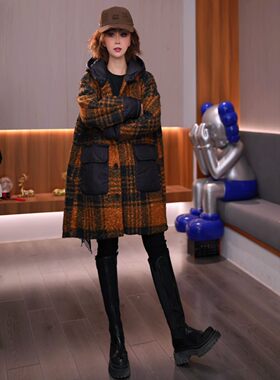 1035秋冬经典黄黑格纹减龄棉服连帽拼接面料遮胯显瘦中长款外套