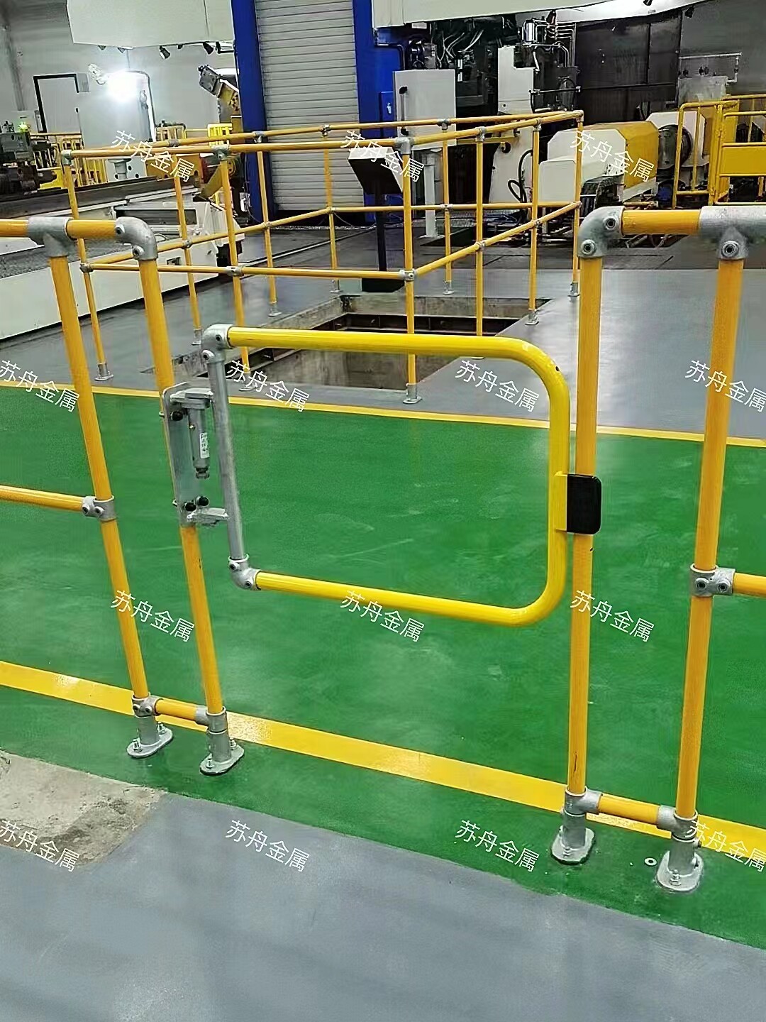 工业自闭式安全门  扶梯安全门  工厂防护安全门  通道安全门 机